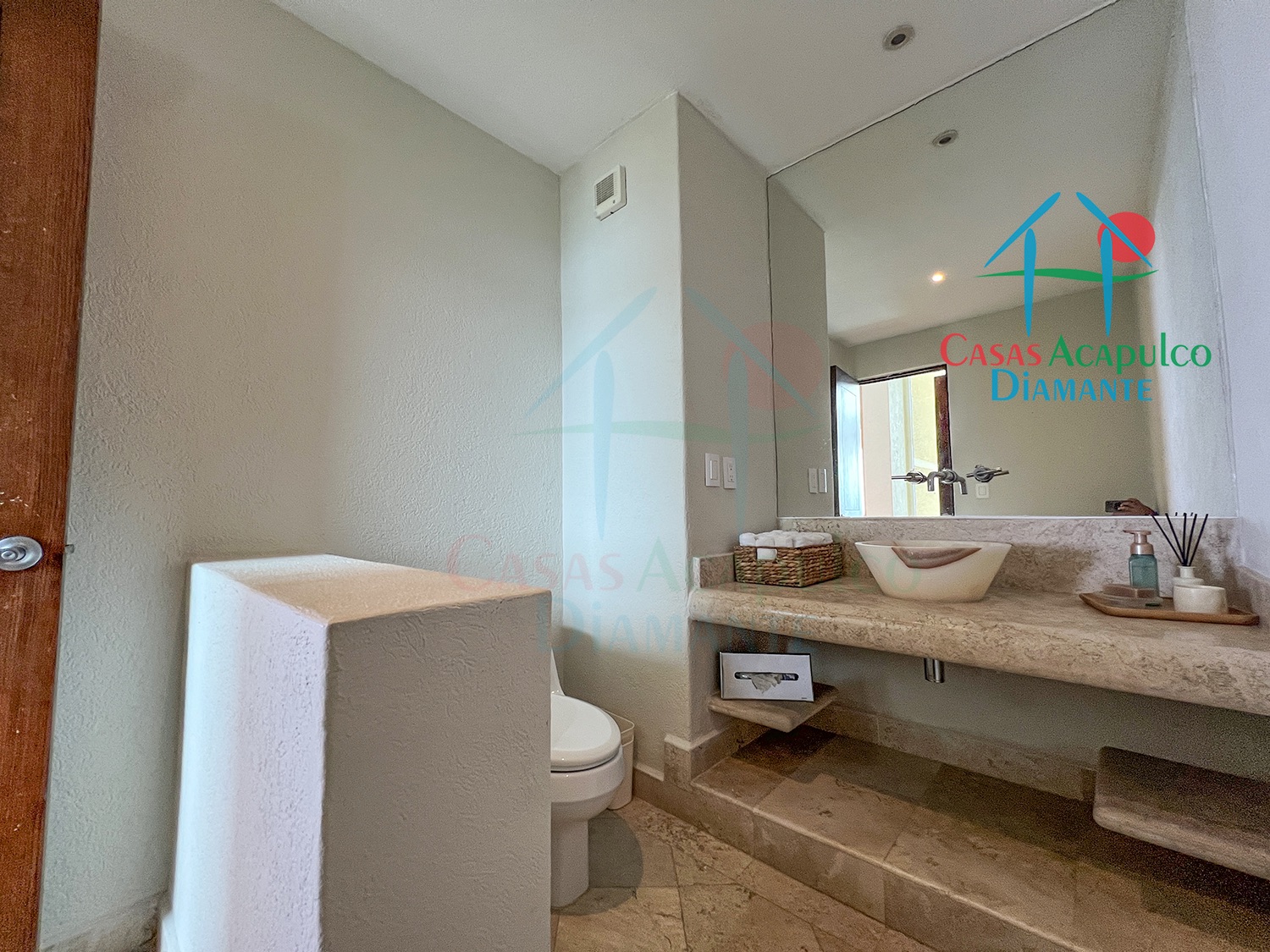 Dos Soles T3 402 - Baño de visitas 1